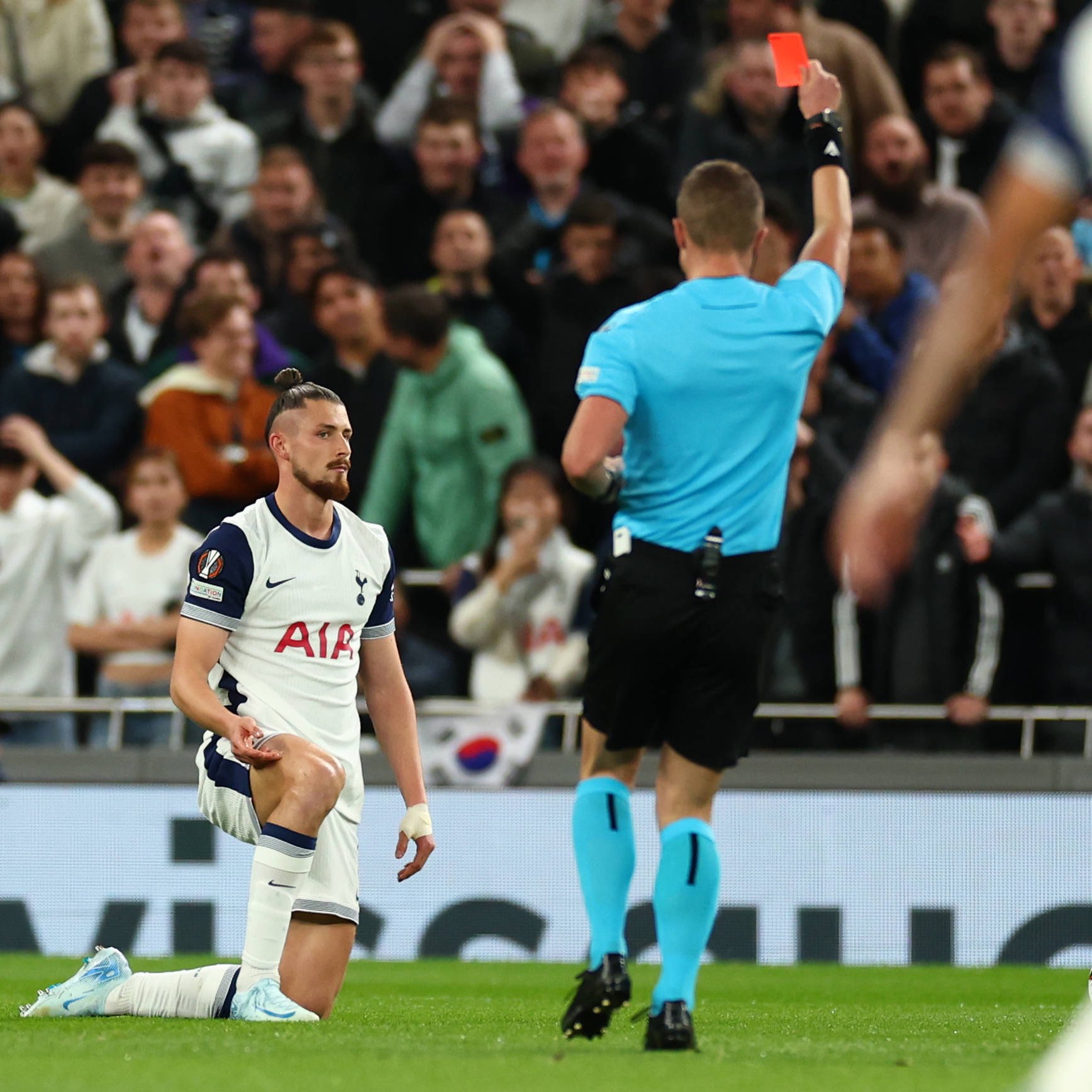 Traffic Chaos and Missed Chances: Qarabag's Disastrous Night at Tottenham