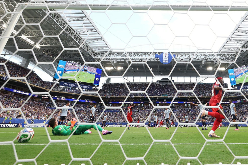 Cape Verde 2-2 Uruguay | Pina ghi bàn World Cup đầu tiên trong lịch sử ĐTQG, Cape Verde lại cầm hòa đội mạnh Uruguay