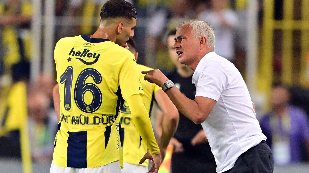 Mourinho Reflects on Fenerbahce's Champions League Exit