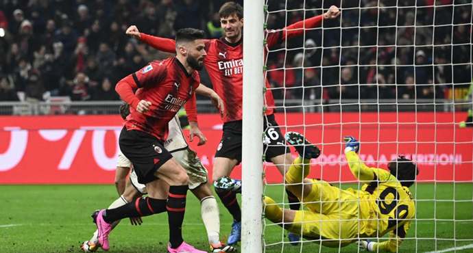 เอซีมิลานชนะโรม่า 3-1 ทะลุเข้ารอบรองโกปปาอีตาเลีย