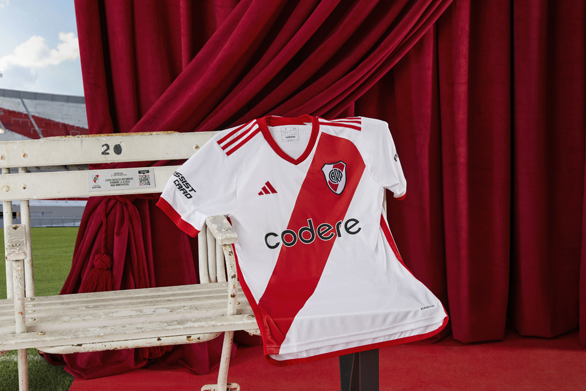Áo Đấu Sân Nhà Của River Plate 2023-24