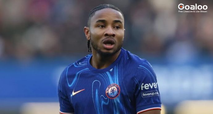 Bayern Munich Wavers on Nkunku Transfer Amid Chelsea’s €60M Demand