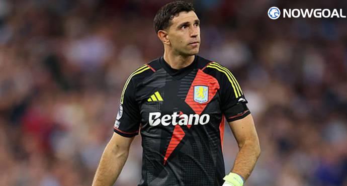 Emiliano Martinez Linked with Manchester United Move as Onana’s Future Uncertain