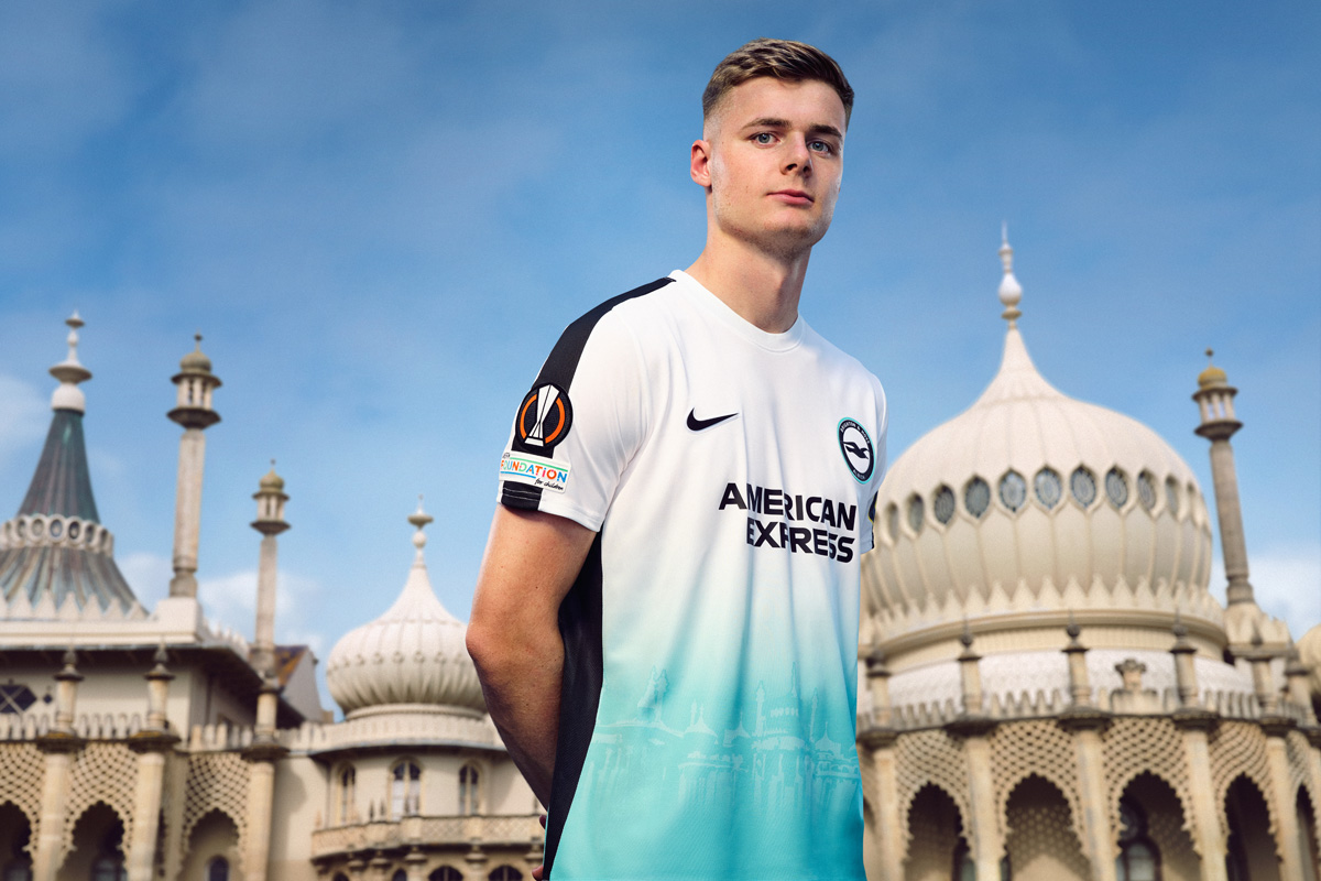 Áo đấu Europa League của Brighton mùa 2023-24