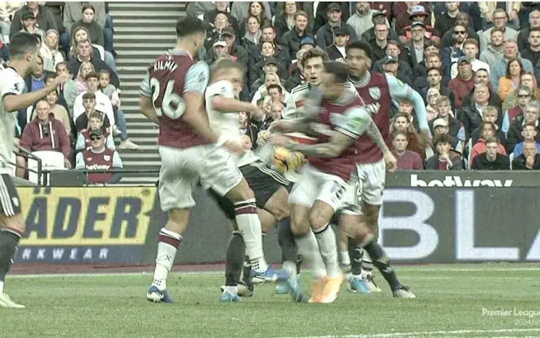 Kết quả West Ham 2-1 Man Utd | Quả phạt đền gây tranh cãi, Manchester United lại chịu thua