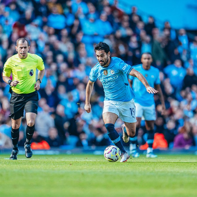Kết quả Ngoại Hạng Anh: Manchester City 3-2 Fulham