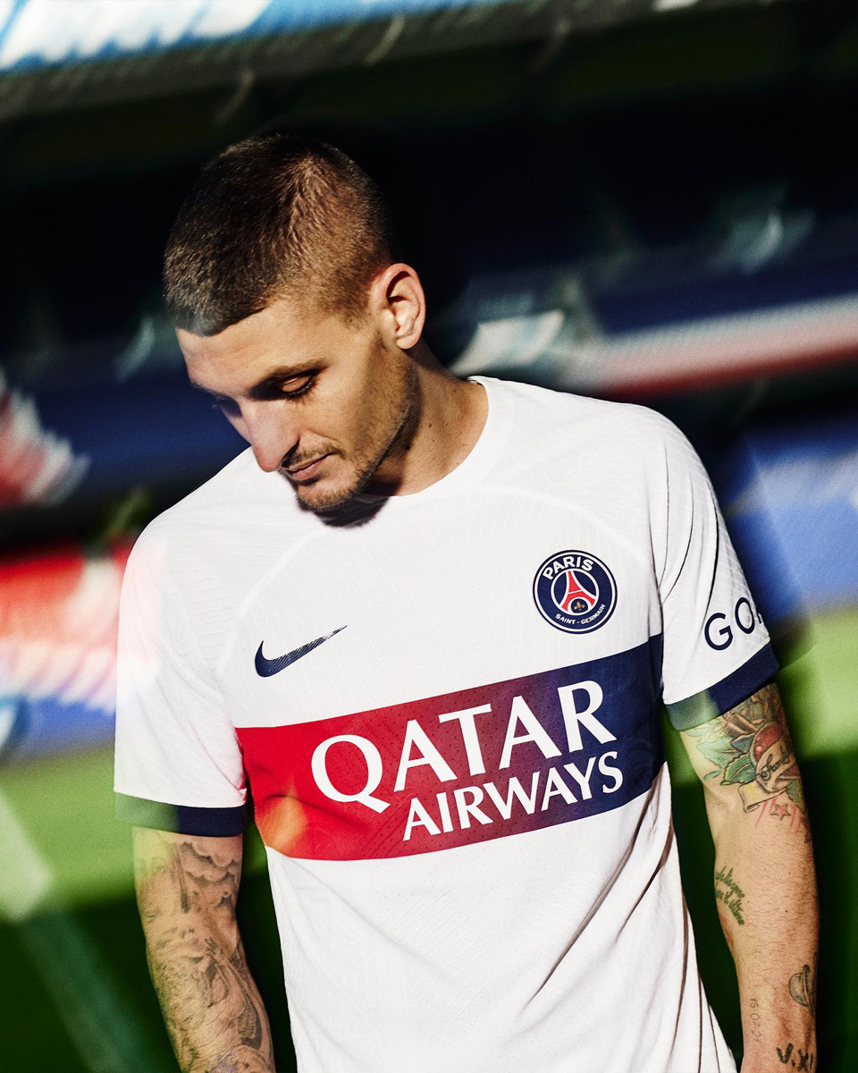 Áo Đấu Sân Khách Của Paris Saint-Germain 2023-24
