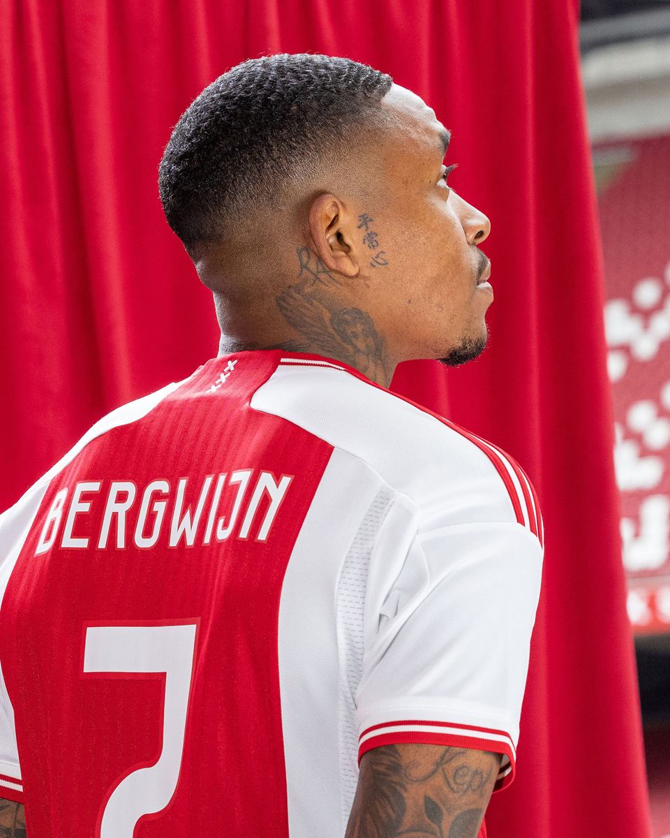 Áo Đấu Sân Nhà Của Ajax 2023-24