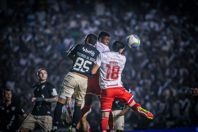 Inter beat Vasco away from home and reach their 15th unbeaten game of the year