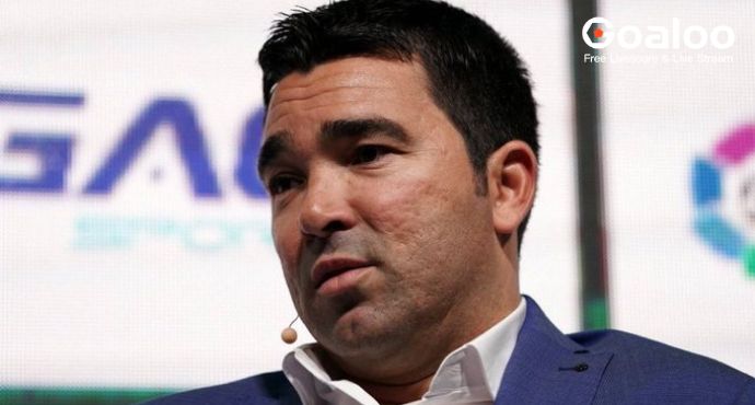 Barcelona Denies Rumors of Deco's Departure