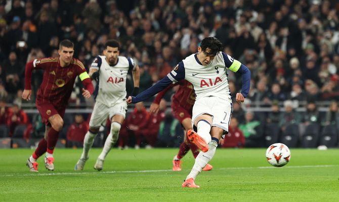 Late Equalizer Denies Tottenham in Thrilling Draw Against Roma