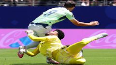 Hiệp 1: Thụy Sĩ tạm dẫn Qatar 1-0, Embolo ghi bàn penalty đầu tiên tại World Cup