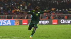 “Chân chống” thứ thiệt! Khi Mané ghi bàn, Senegal bất bại 46 trận, kỷ lục bị Mỹ chấm dứt