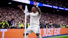 Romano: Real Madrid quyết giữ Vinicius, Arnold chắc chắn ở lại hè này, tương lai Rudiger và Carvajal còn bỏ ngỏ