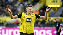 Sky Germany Dortmund: Dortmund sẽ không bán Schlotterbeck với giá 25-30 triệu euro