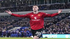 Gary Neville khen Sesko hồi sinh phong độ, MU không thể để tân binh thất bại