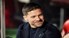 Alonso giữ ghế nóng, dẫn Real Madrid dự Siêu cúp Tây Ban Nha
