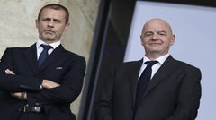 The Guardian: Infantino phải từ chức, UEFA không thể để ông ta sống sót sau thất bại lớn này