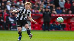 Newcastle sẽ gia hạn với Murphy và Willock, đàm phán hợp đồng mới với Hall đang được xúc tiến