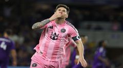 Messi bị rách nhẹ cơ gân kheo chân trái, cần 10-14 ngày hồi phục, kịp dự World Cup
