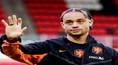 Chấn thương nặng! Romano xác nhận: Simons đứt dây chằng chéo, nghỉ hết mùa, lỡ World Cup, phải chờ đến năm 2027 mới trở lại