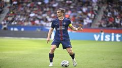 Vô địch mọi giải đấu! Fabián: Tự hào khi được nhắc đến trong danh sách Quả bóng Vàng