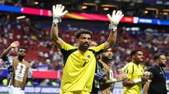 Lại tạo nên lịch sử! Cape Verde lần đầu dự World Cup đã giành vé vào vòng knock-out với vị trí thứ 2 bảng H