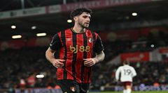 Moretto: Juventus, Tottenham, Barca và Dortmund theo đuổi Senesi, Roma gần như không có cơ hội