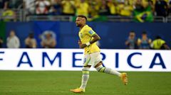 Neymar 34 tuổi vào sân 13 phút, tạo cơ hội ngang ngửa ngôi sao đồng đội
