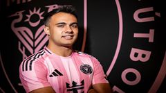 Reguilón: Được sát cánh cùng Messi như mơ, sự chào đón vượt xa tưởng tượng