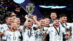 AS: UEFA và CONMEBOL sẽ quyết định địa điểm tổ chức Siêu cúp Âu - Mỹ trong vòng 48 giờ, thời gian thi đấu không thay đổi