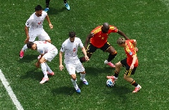 Ngoyi expulso e Beiranvand heroico: Bélgica e Irã ficam no 0 a 0 e aumentam tensão no Grupo G
