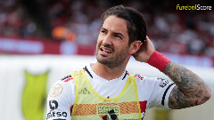 Pato fala sobre aposentadoria e reflete sobre a falta de oportunidades no São Paulo: 'Fui falar com o Dorival e...'