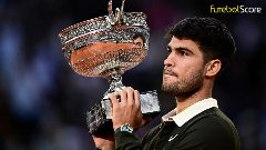 Roland Garros: Alcaraz faz virada histórica contra Sinner, vence final épica e conquista bicampeonato na França