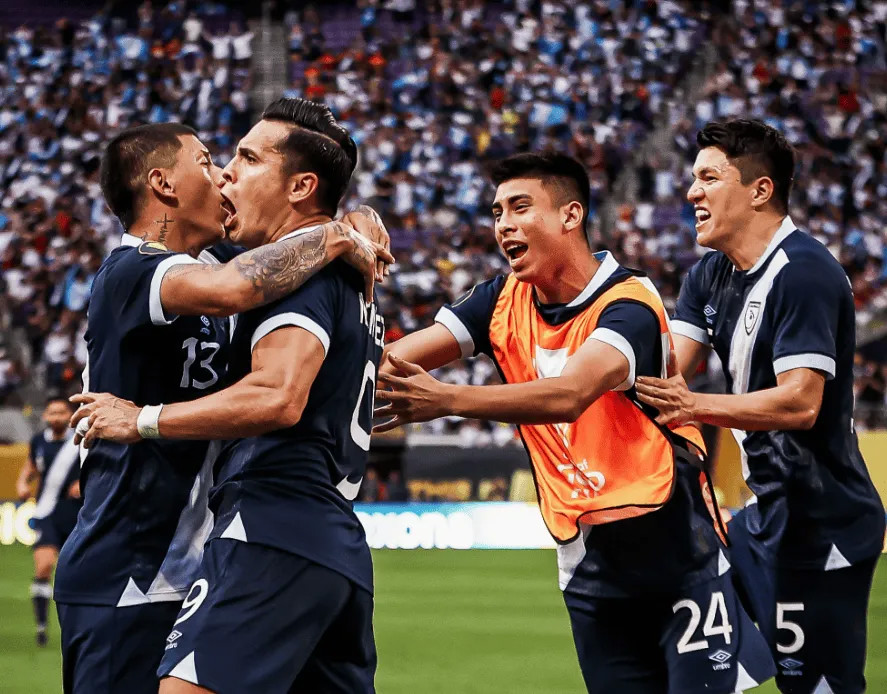 Guatemala đánh bại Canada trên chấm luân lưu, vào bán kết Gold Cup sau 29 năm