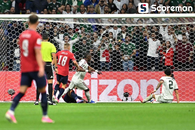 멕시코, 체코에 3-0 승→조별 리그 3전 전승으로 32강행