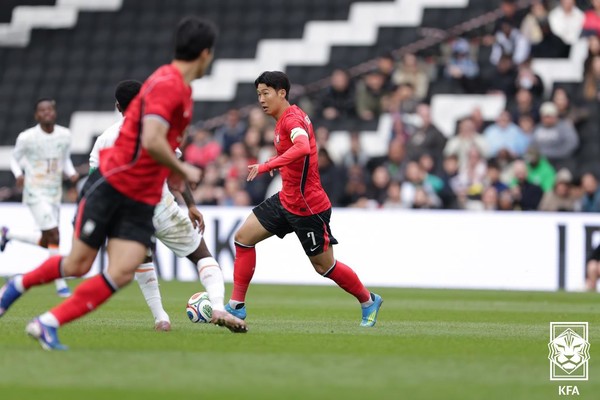 오스트리아, 마지막까지 '새 얼굴 등용 또 등용' 아마추어 거친 골키퍼까지