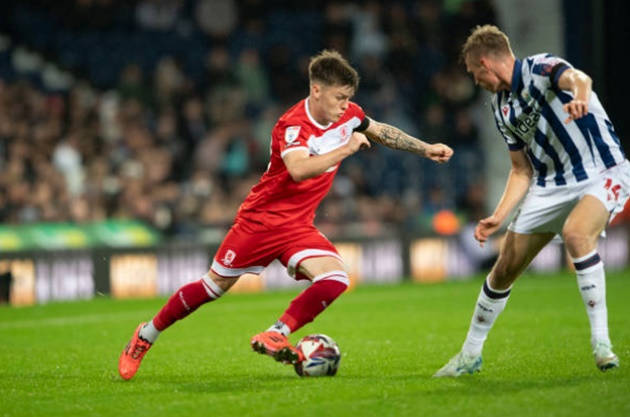 Phản ứng của Slot khi sao trẻ Liverpool đến với Michael Carrick