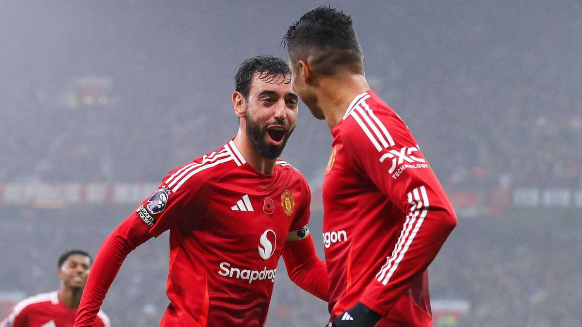 Manchester United 3-0 Leicester City | Bruno Fernandes ghi bàn & kiến tạo và khiến đối thủ đá phản lưới nhà, Garnacho lập công