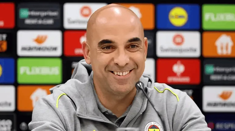 Trợ lý HLV Fenerbahce: Mourinho bị treo giò ở vòng này vì thẻ đỏ, nên mời tôi dự họp báo