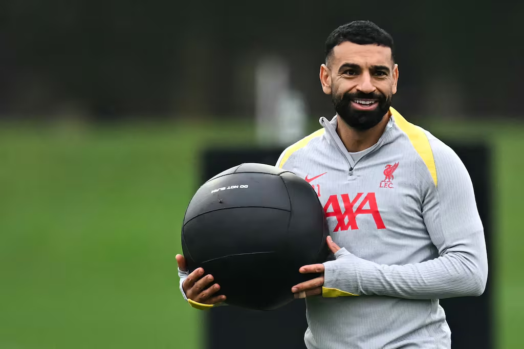 Arne Slot Addresses Mohamed Salah's Future Amid Liverpool Contract Talks