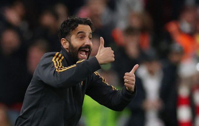 Amorim khen ngợi HLV bóng chết của Man United: Nếu tôi là Robson, thì cậu ấy chính là Mourinho của tôi