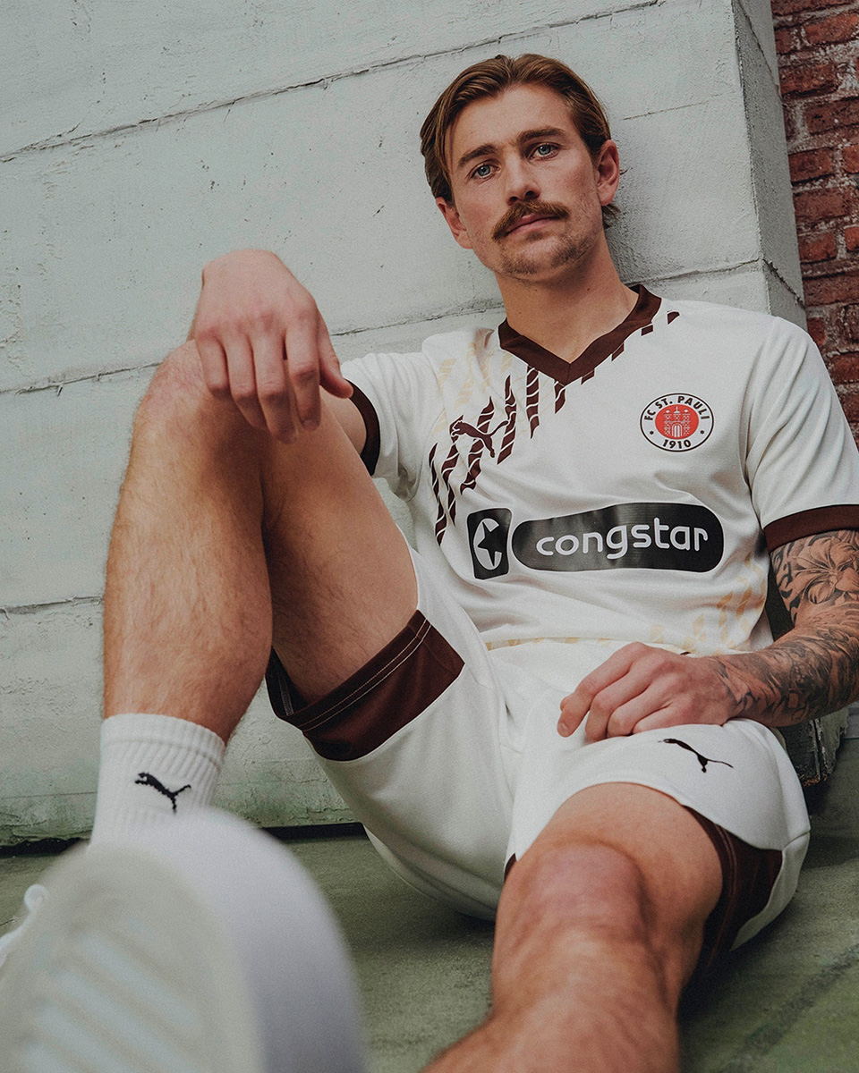 Áo đấu sân khách St. Pauli cho mùa giải 2024-25