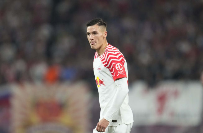 Cesco đã nhắc lại mong muốn gia nhập Manchester United vào đêm nay và Newcastle đã tăng giá thầu của họ