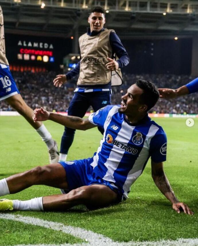 It's not explained...💙𝘿𝙧𝙖𝙘𝙖𝙧𝙮𝙨 🔥