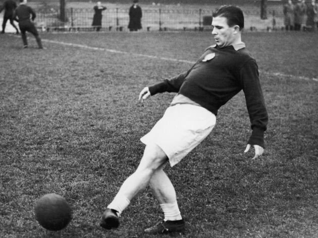 축구 국가대표팀 선수 득점 순위: 호날두-메시 1,2위... 케인, 펠레 제치고 12위로