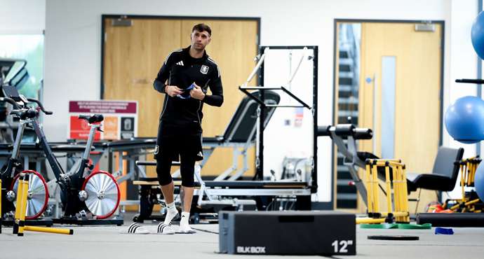 พรีเมียร์ลีกเดือด! ลิเวอร์พูลขาลง...วิลล่าไม่ลุ้นแค่ 1 แต้ม❓