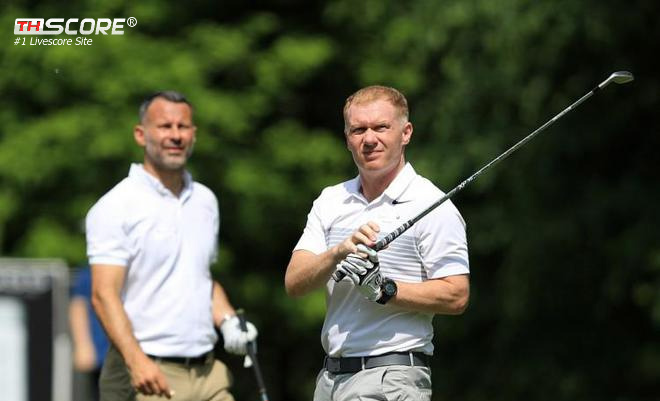 AI ประเมินกองกลางที่ยิ่งใหญ่ที่สุดของแมนเชสเตอร์ยูไนเต็ด: ชาร์ลตันติดอันดับหนึ่ง คีน กิกส์ สโกลส์ เบคแคมอยู่รายชื่อนี้