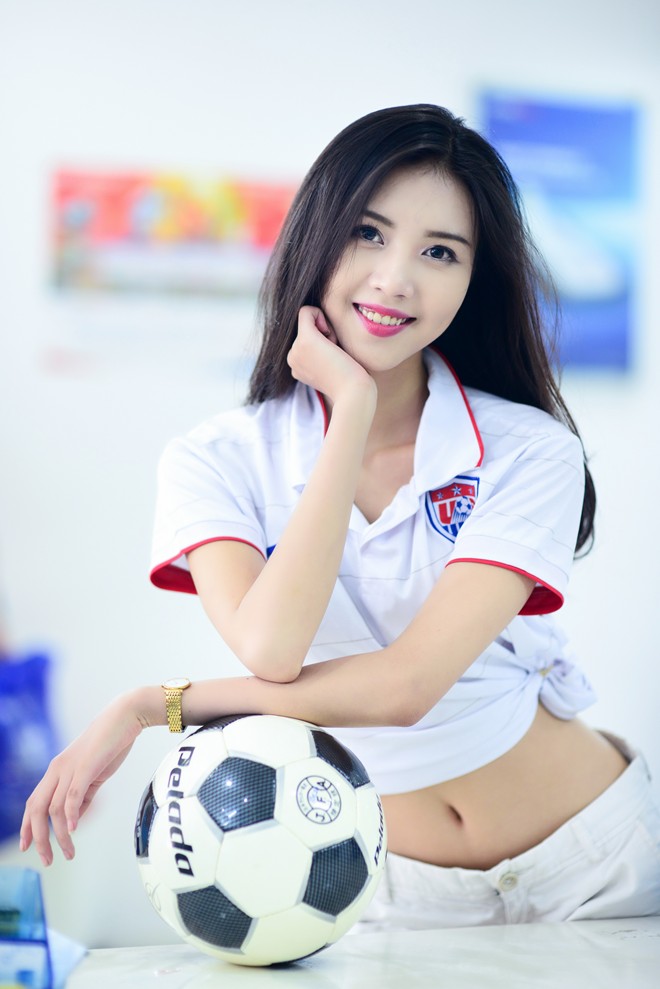 Xinh Gái Bóng Đá