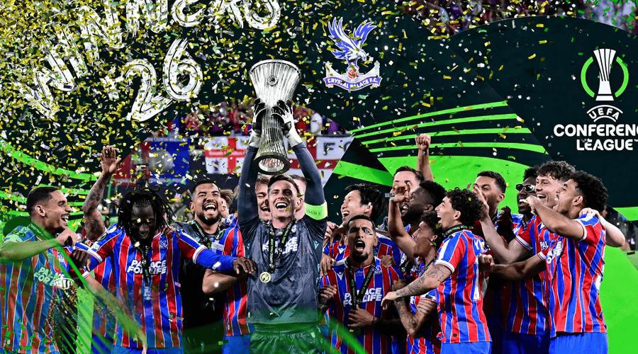 Crystal Palace vô địch Conference League, lần đầu giành cúp châu Âu trong lịch sử - 3 danh hiệu chỉ trong vòng 1 năm